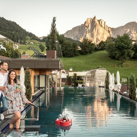 ABINEA Dolomiti Romantic SPA Hotel Castelrotto Esterno foto