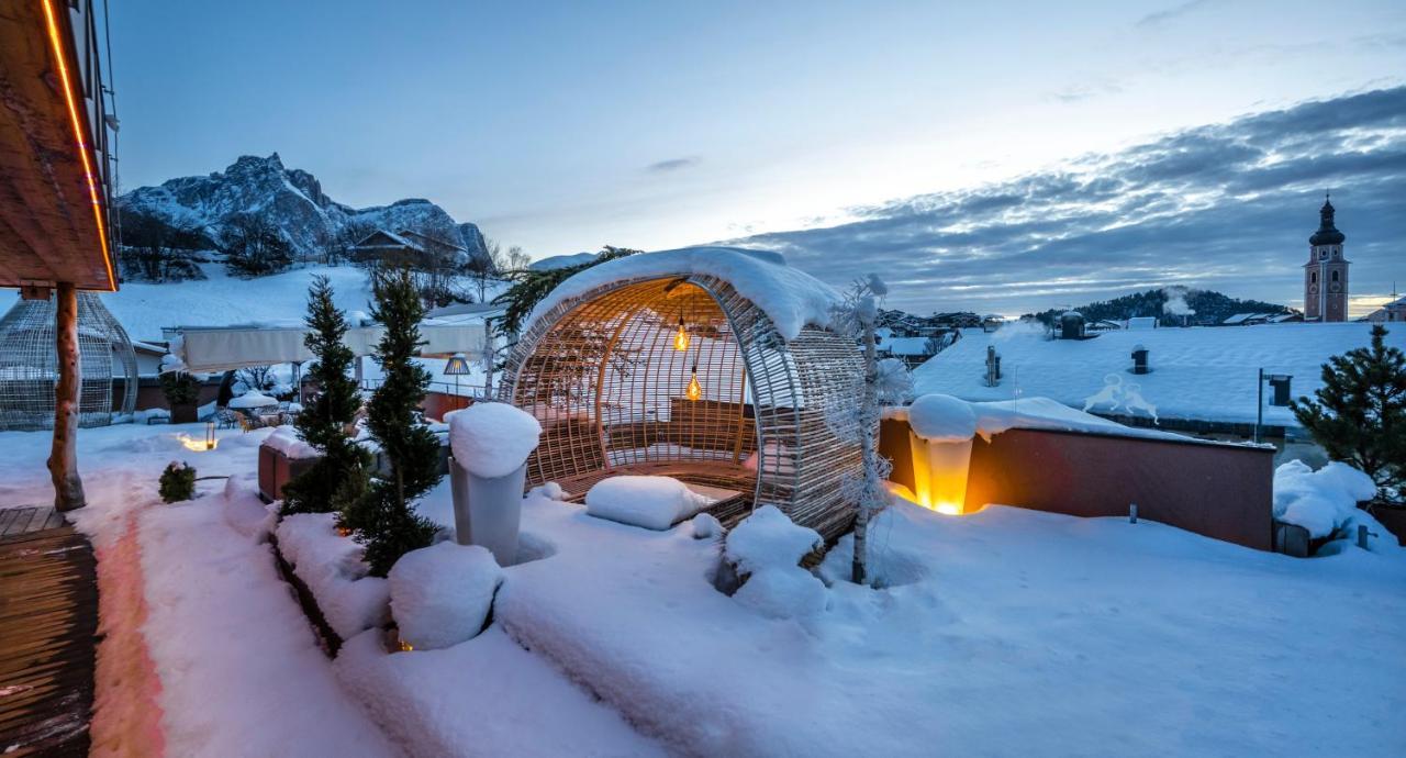ABINEA Dolomiti Romantic SPA Hotel Castelrotto Esterno foto