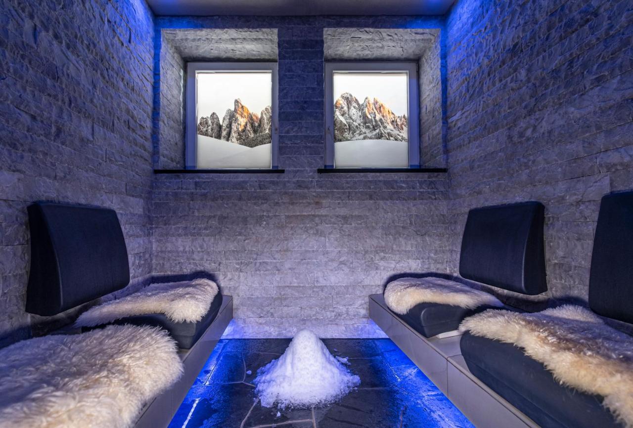 ABINEA Dolomiti Romantic SPA Hotel Castelrotto Esterno foto