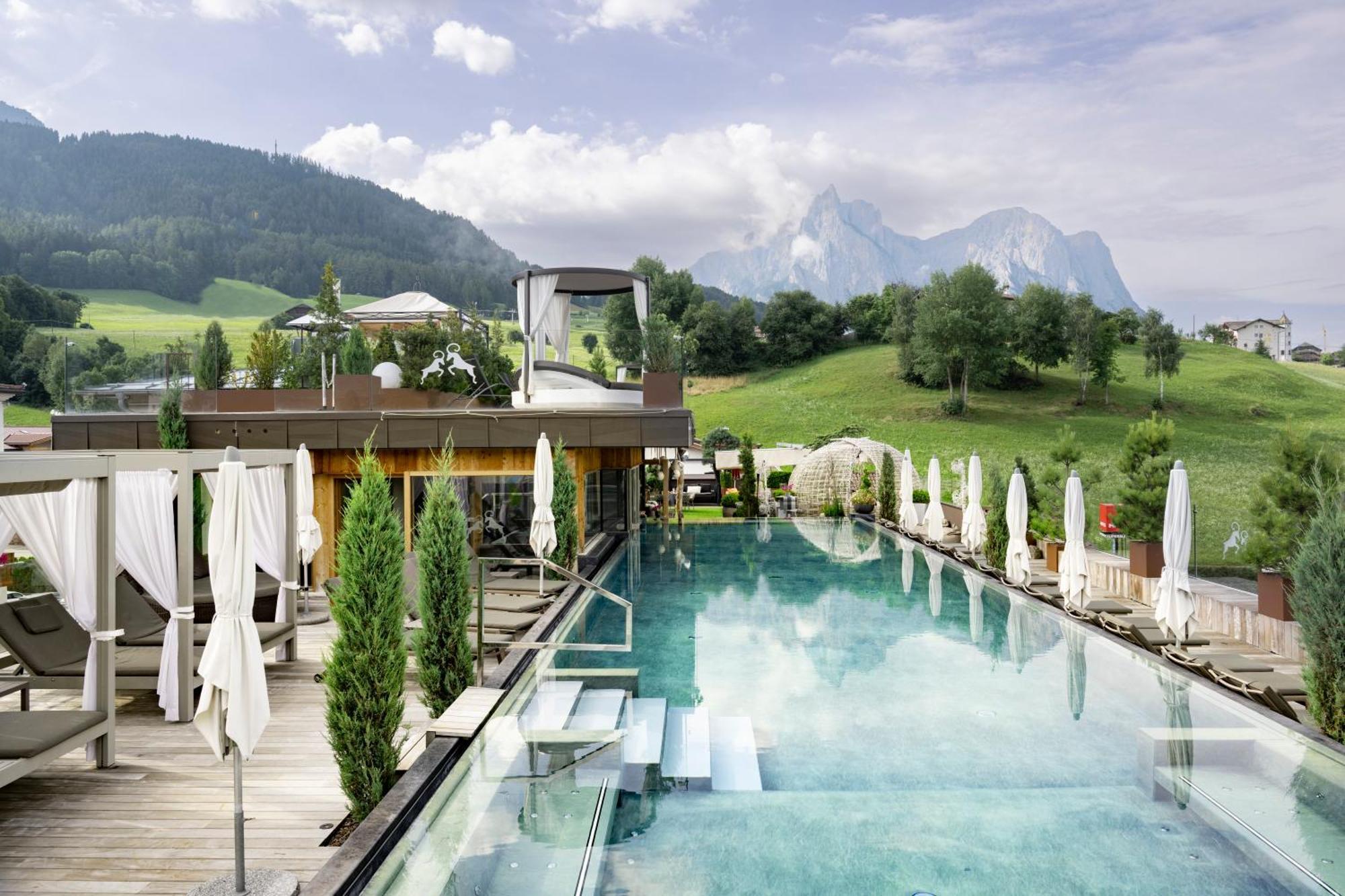 ABINEA Dolomiti Romantic SPA Hotel Castelrotto Esterno foto
