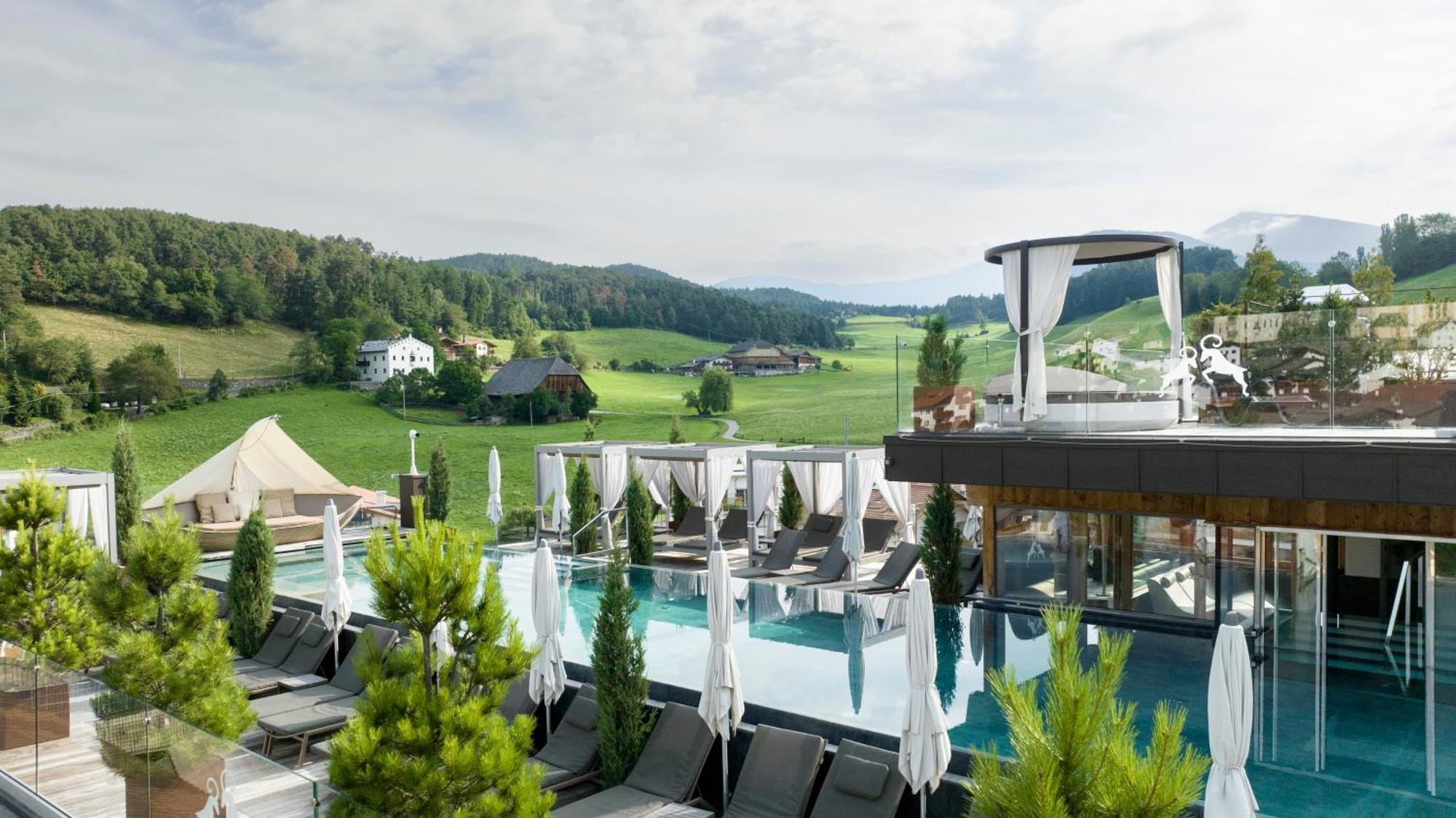 ABINEA Dolomiti Romantic SPA Hotel Castelrotto Esterno foto
