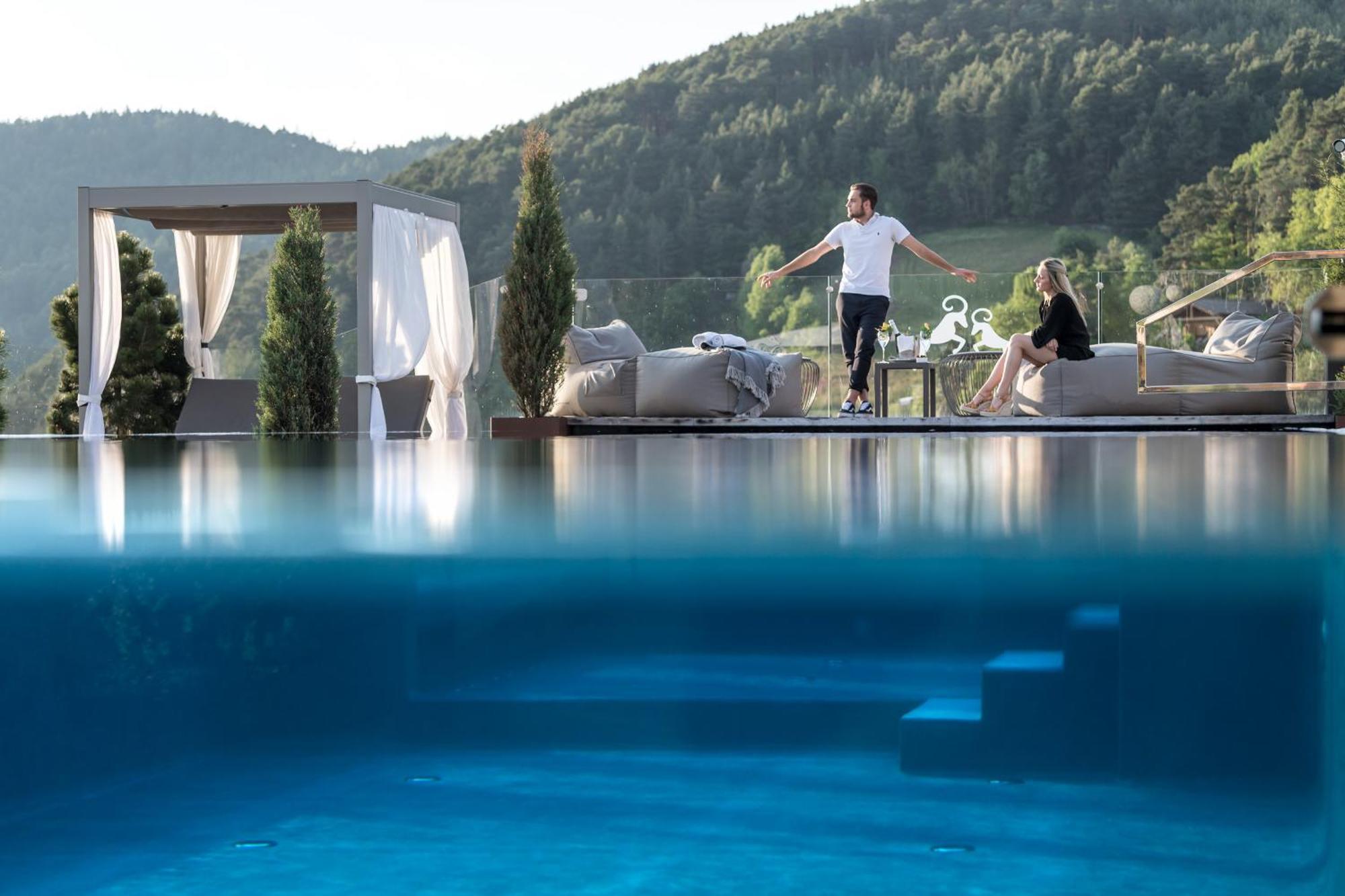 ABINEA Dolomiti Romantic SPA Hotel Castelrotto Esterno foto